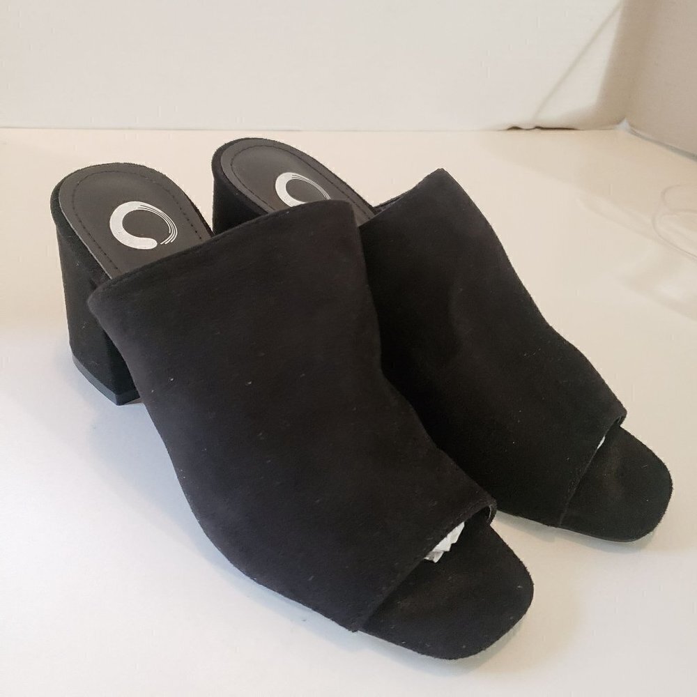 Journee Collection Adelaide slides size 7.5 - Picture 3 of 10